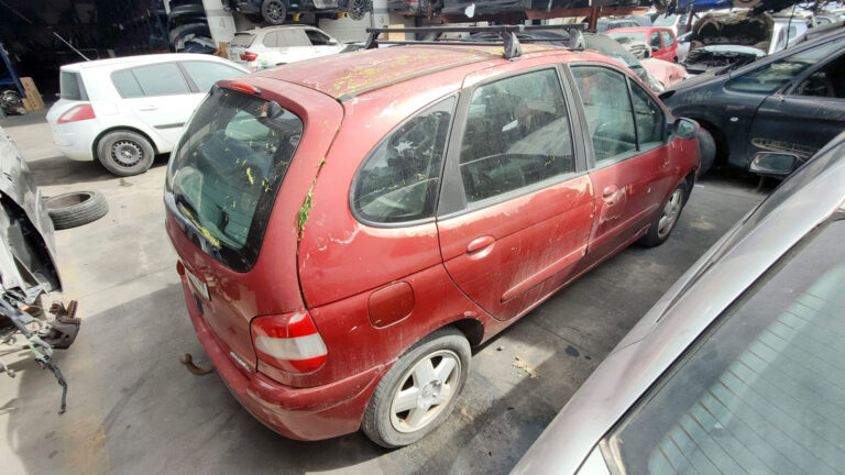 Renault Scenic en Autodesguace CAT La Mina.