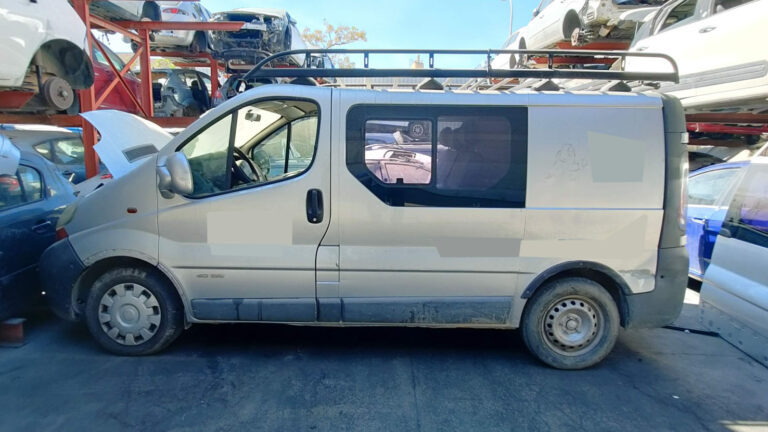 Renault Trafic en Autodesguace CAT La Mina.