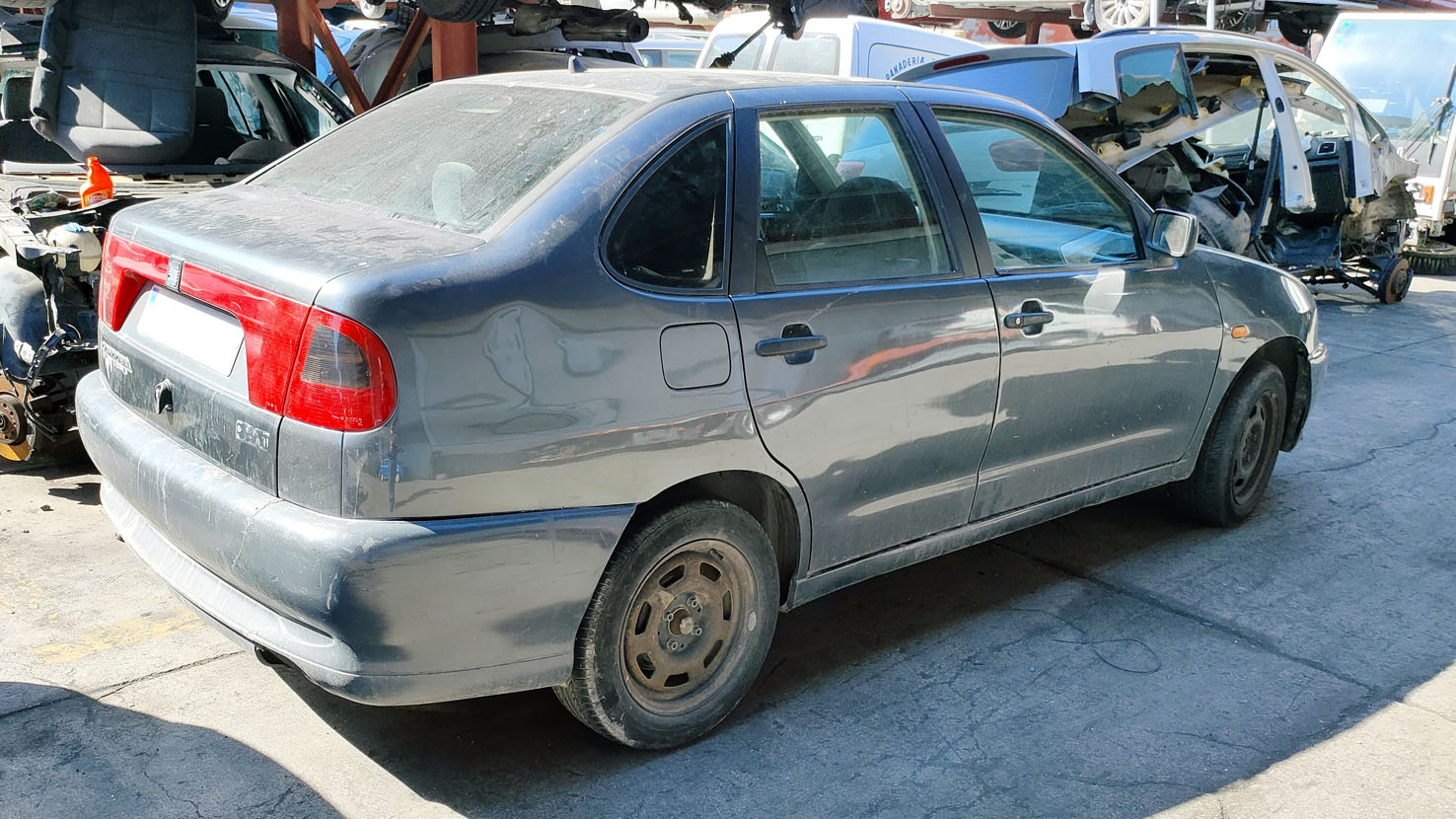 Seat Córdoba en Autodesguace CAT La Mina.