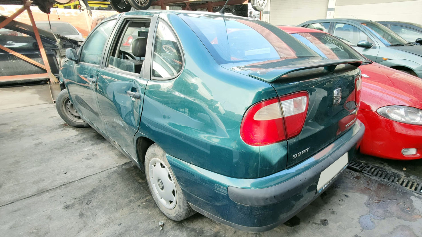 Seat Córdoba en Autodesguace CAT La Mina.