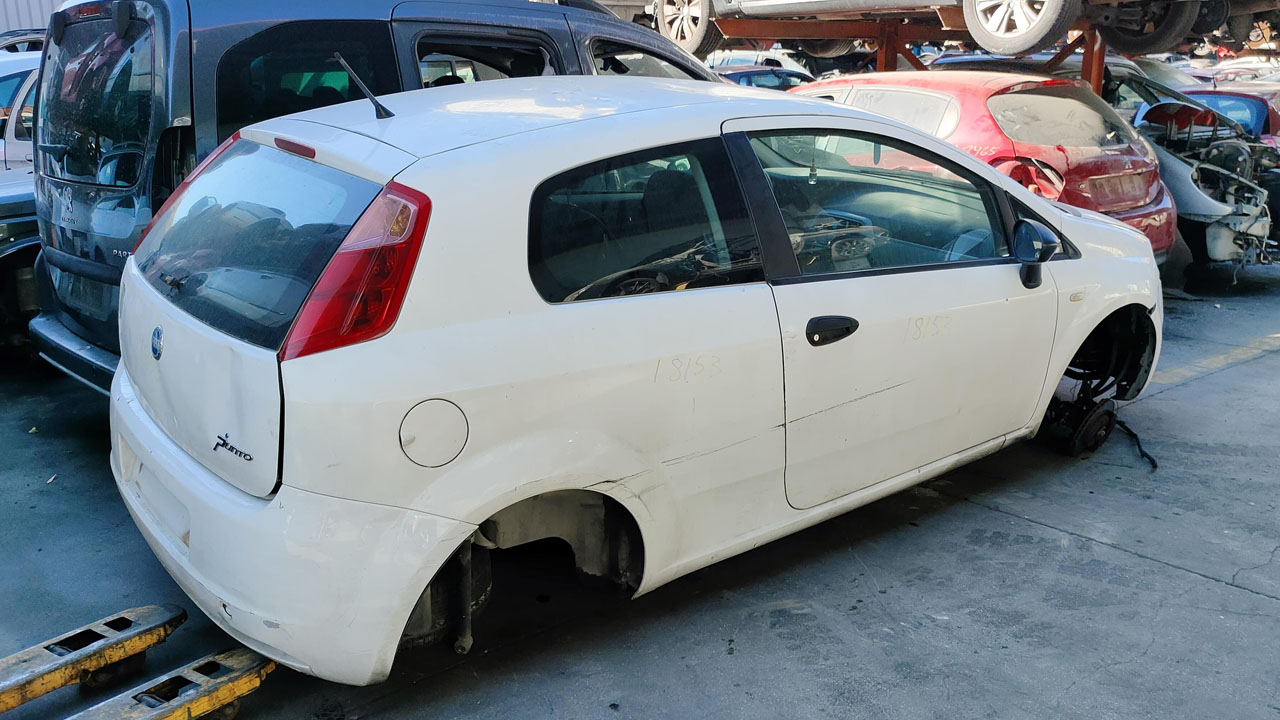 Fiat Punto en Autodesguace CAT La Mina.