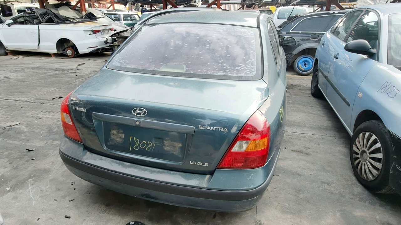 Hyundai Elantra en Autodesguace CAT La Mina.