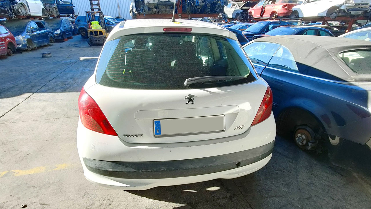 Peugeot 207 en Autodesguace CAT La Mina.