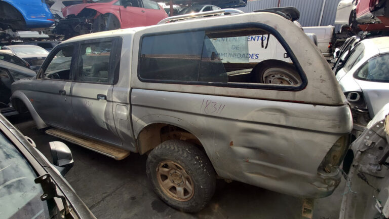 Mitsubishi L200 en Autodesguace CAT La Mina.