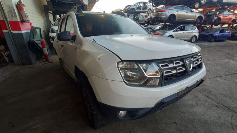 Dacia Duster en Autodesguace CAT La Mina.