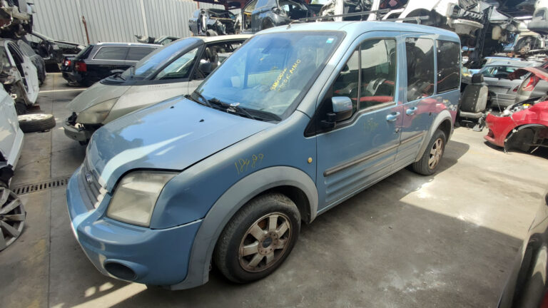 Ford Tourneo Connect en Autodesguace CAT La Mina.