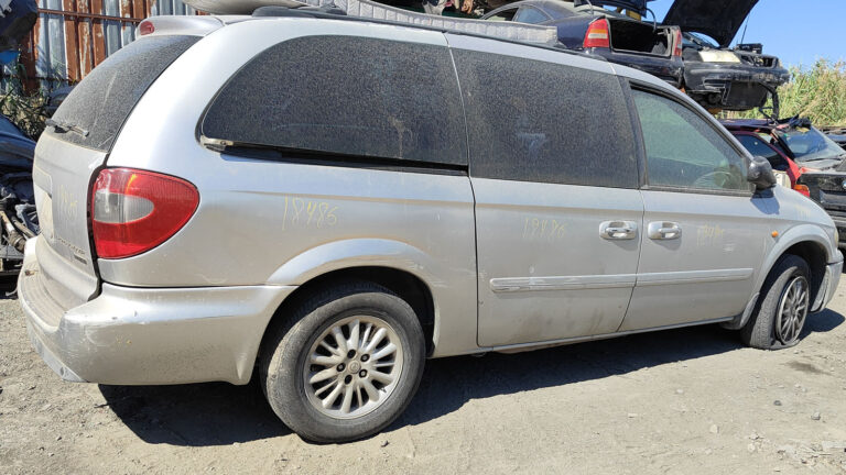 Chrysler Grand Voyager en Autodesguace CAT La Mina.
